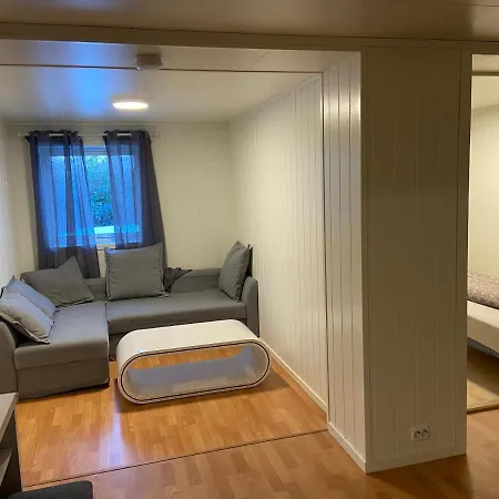 Lovely One Bedroom * ترومسو